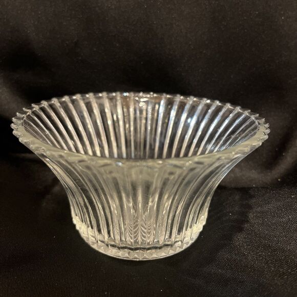 Heisey Ridgeleigh Dressing Clear Scalloped GannBowl approx 2.75"H x 5"L - Picture 1 of 11